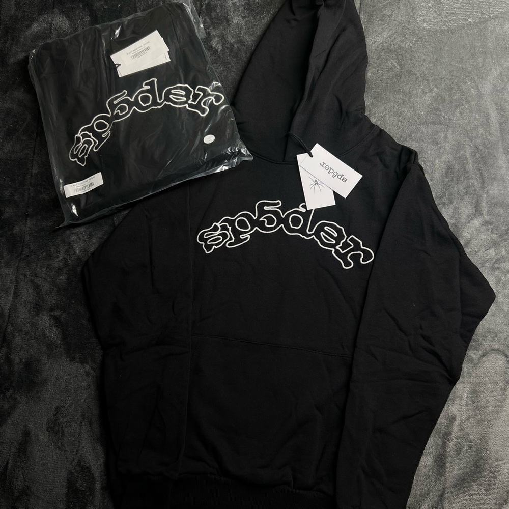 SPODLER Black Graphic Pullover Hoodie - Men's